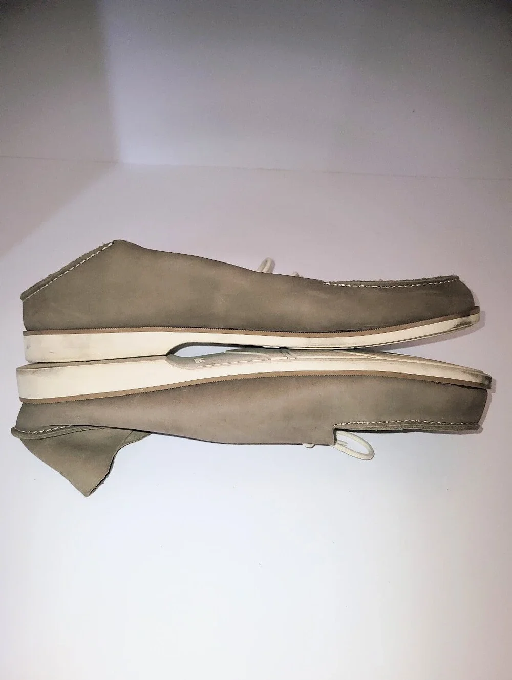 OluKai men taupe